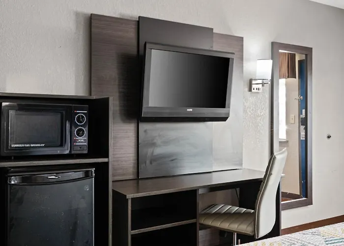 Motel 6 Prattville Al
