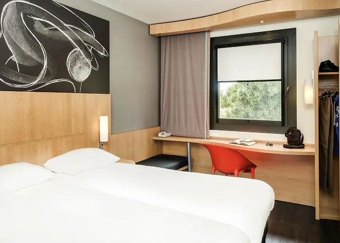 Hotel ibis Montceau les Mines