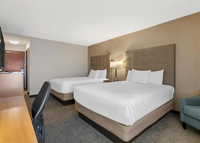 Drury Inn & Suites Joplin