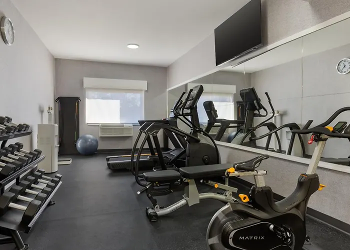 Lake Norman Inn And Suites