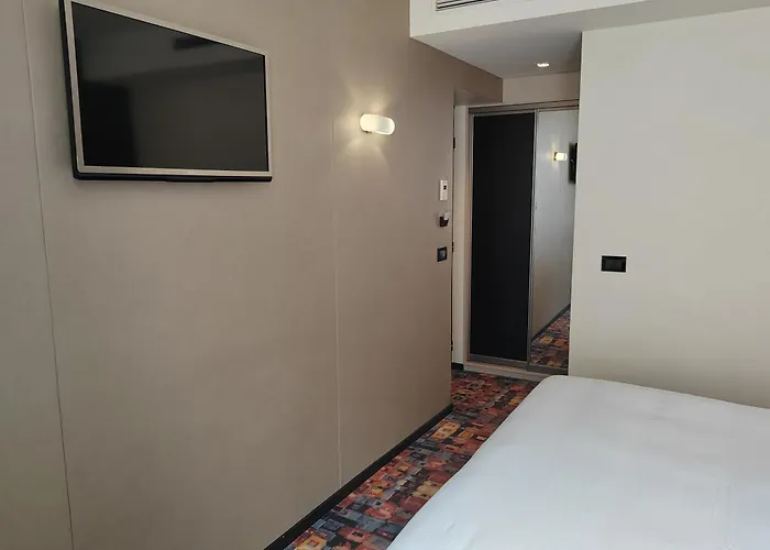 Helussi Hotel