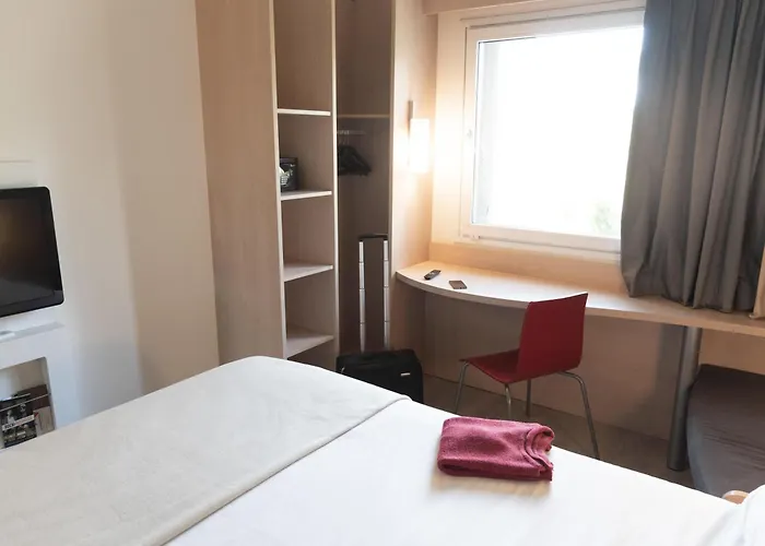 Ibis Pilar Hotel