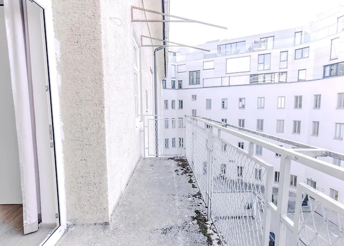 Urban Stay City