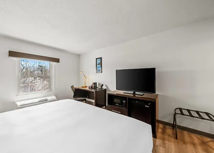 Comfort Inn Foxboro - Mansfield