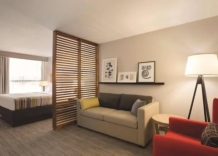 Country Inn & Suites By Radisson, Lawrence, Ks