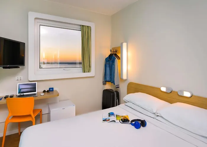 Ibis Budget Porto Alegre - Super Economico