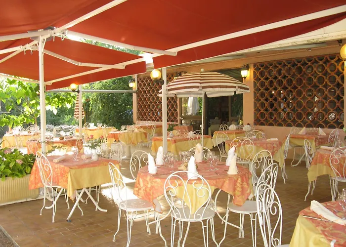 Hotel lou pèbre d'aï à Plan d'Aups