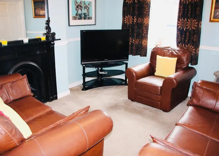 Central Bar Guesthouse