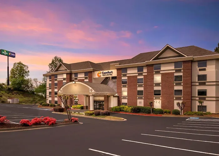 Comfort Inn & Suites - Sugarloaf