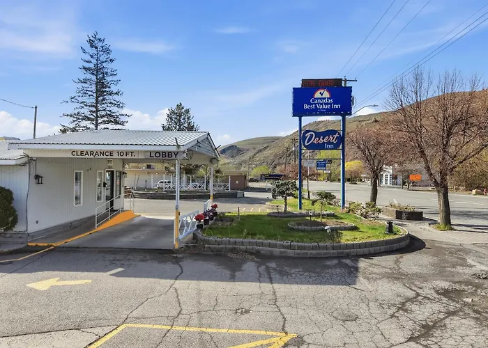Canada'S Best Value Desert Inn & Suites