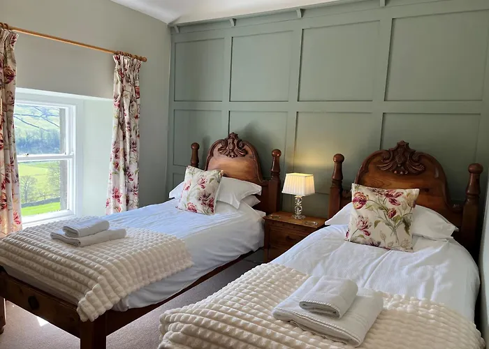 The Punch Bowl Inn