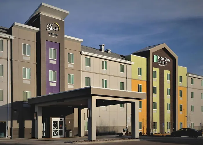 Mainstay Suites Airport