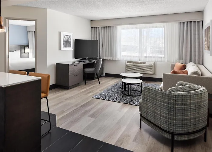Doubletree By Hilton Racine Harbourwalk