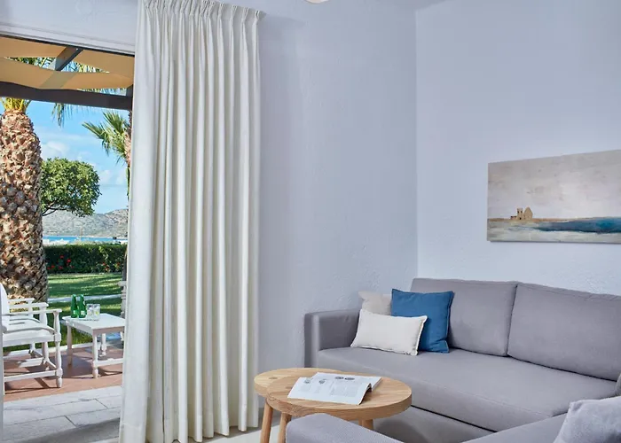 Elounda Palm Hotel & Suites