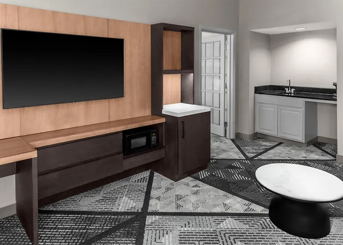 Doubletree By Hilton Dayton Fairborn