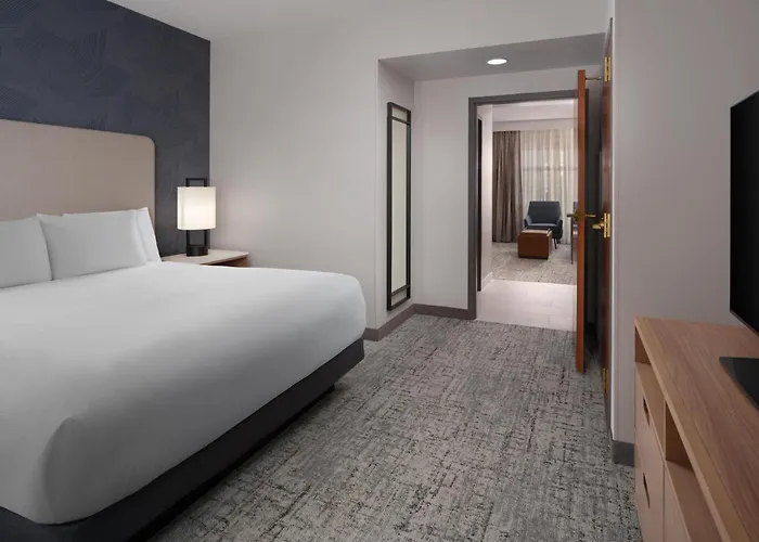 Embassy Suites By Hilton Franklin Cool Spring