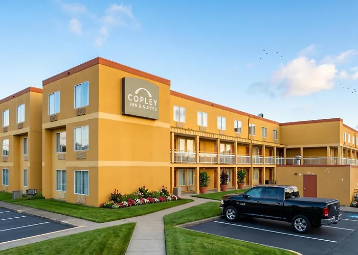 Copley Inn & Suites By Oyo Akron Oh
