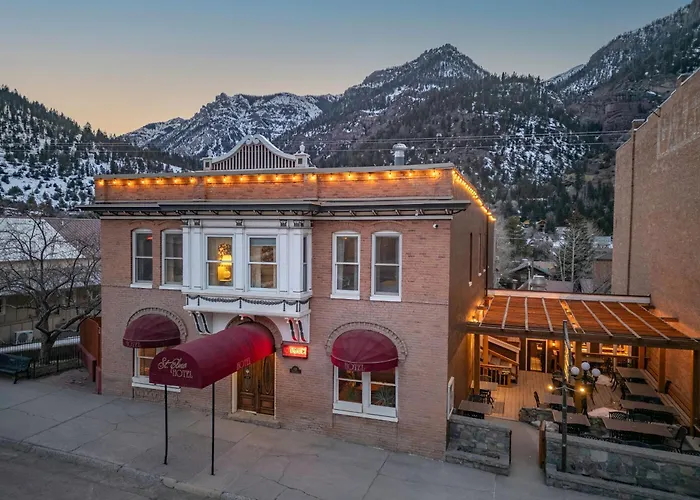 St. Elmo Hotel