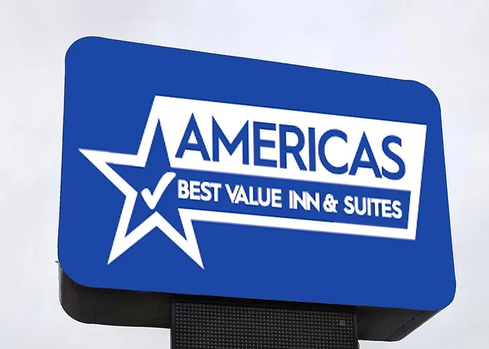 Days Inn & Suites By Wyndham Monroe