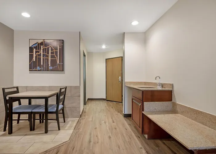 Best Western Plus Meridian