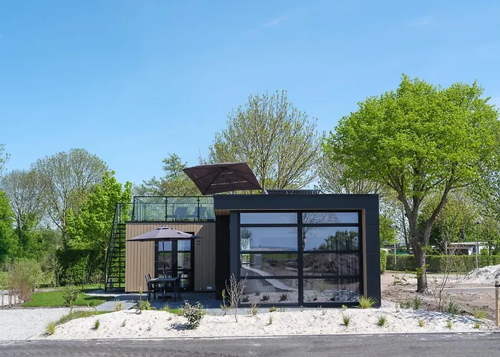 MarinaPark Beach Resort Soal | Villa's op het strand