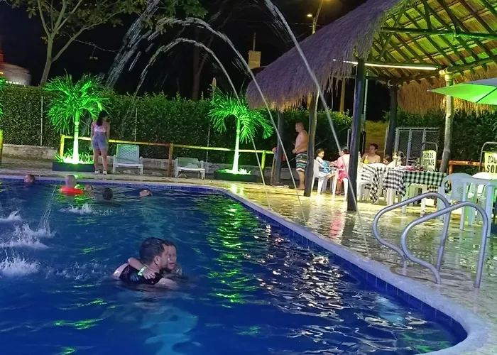 HOSTERIA y Camping PIEDRAS VERDES San Jerónimo