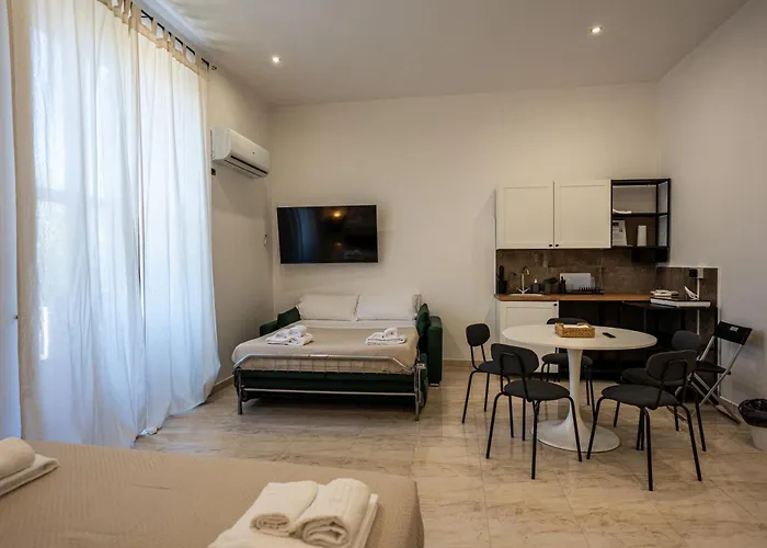 Foria 242 Rooms