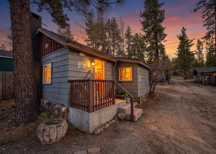 Fox N Bear Cottages Big Bear