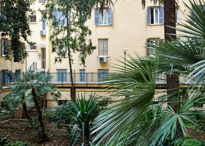 Savi Guest House metro B S Paolo