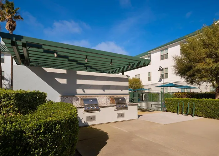 Homewood Suites By Hilton Sacramento Airport-Natomas