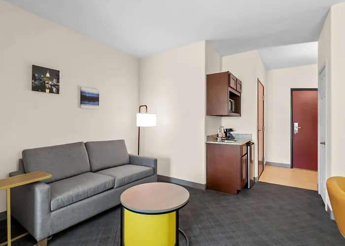 Comfort Suites San Antonio North - Stone Oak