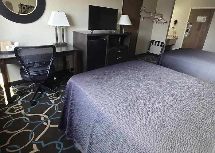 Super 8 By Wyndham Kansas City