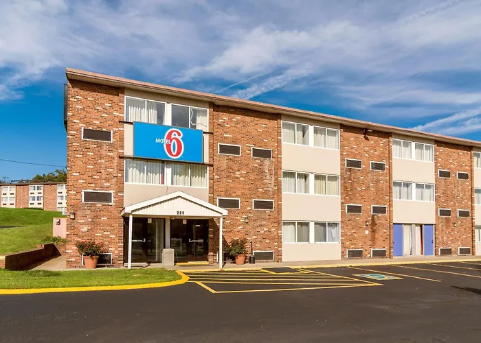Motel 6-New Stanton, Pa
