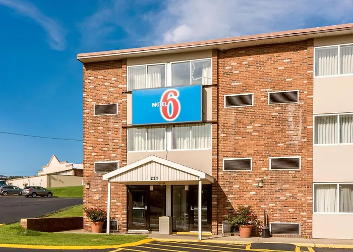 New Stanton Dog Friendly Hotels