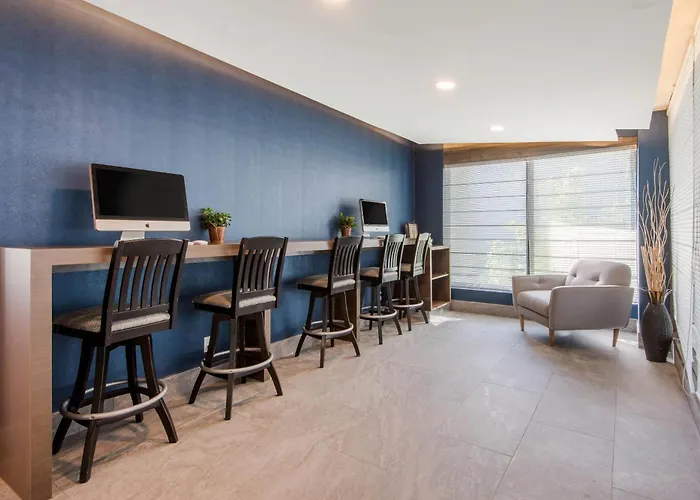 Quality Inn & Conference Centre Orillia