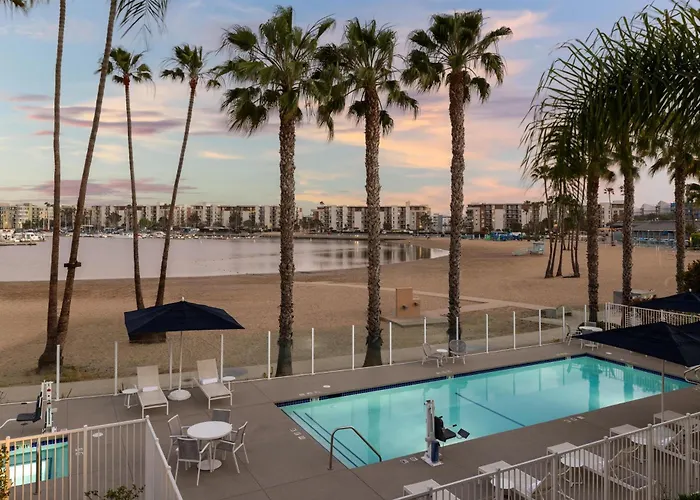 Jamaica Bay Inn Marina Del Rey Tapestry Collection By Hilton