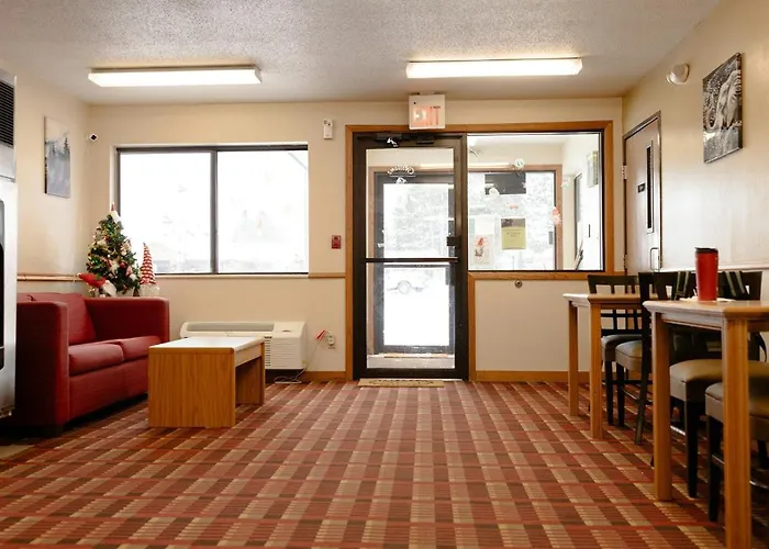 Magnuson Hotel Ironwood