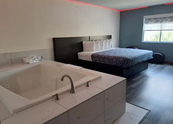 Chicago Club Inn & Suite