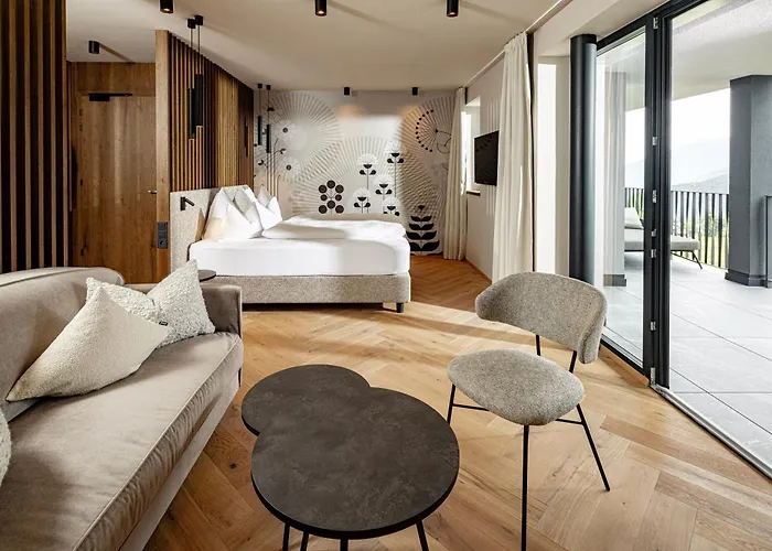 Hotel Sonnenberg Panorama Dolomites Wellbeing Maranza