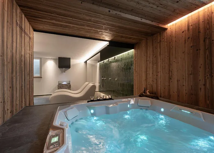 Hotel Alle Rose Family Inspired Garden And Spa Cavedago