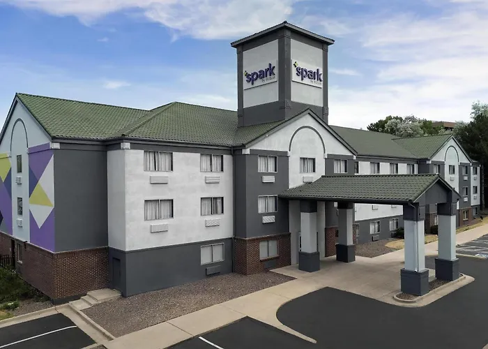 Spark By Hilton Lakewood Denver Southwest