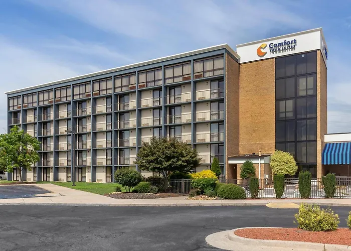 Comfort Inn & Suites Near Danville Mall