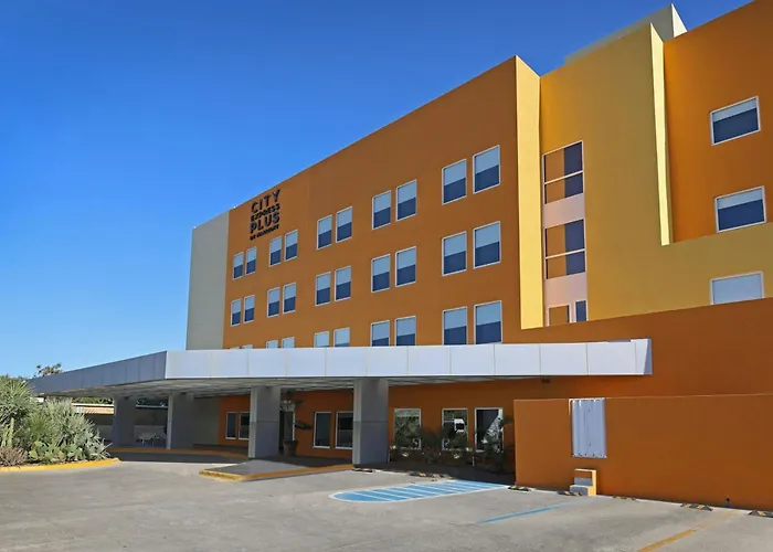 City Express Plus By Marriott Cabo San Lucas