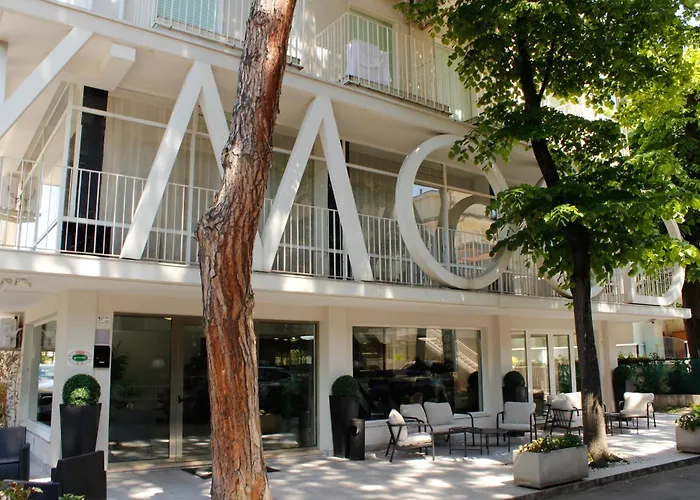 Hotel Hollywood Nuova Gestione 2026