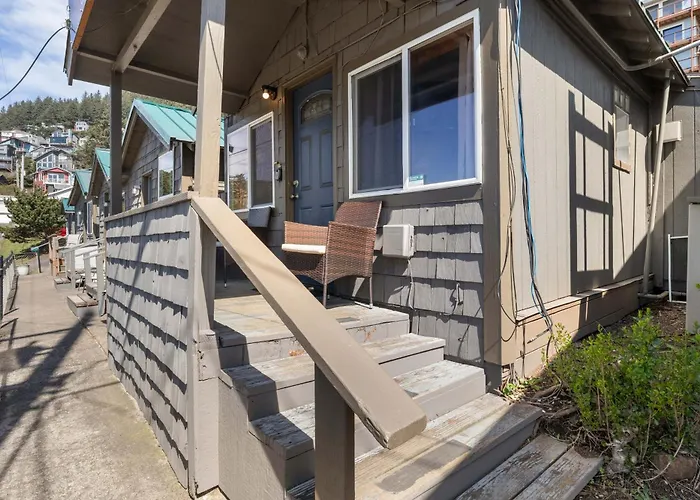 Oceanside Ocean Front Cabins