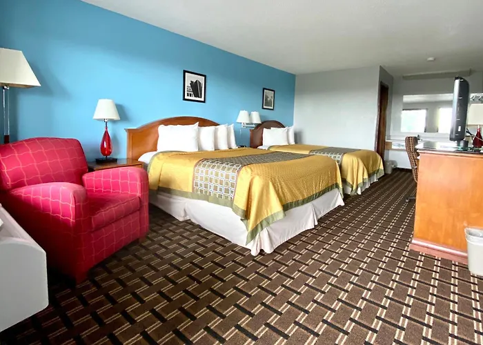 Lakes Inn