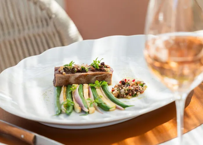 Hôtel et Restaurant La Bastide Bourrelly - Mathias Dandine