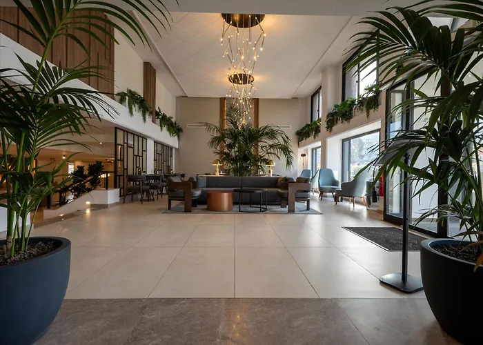 Luna Holiday Complex