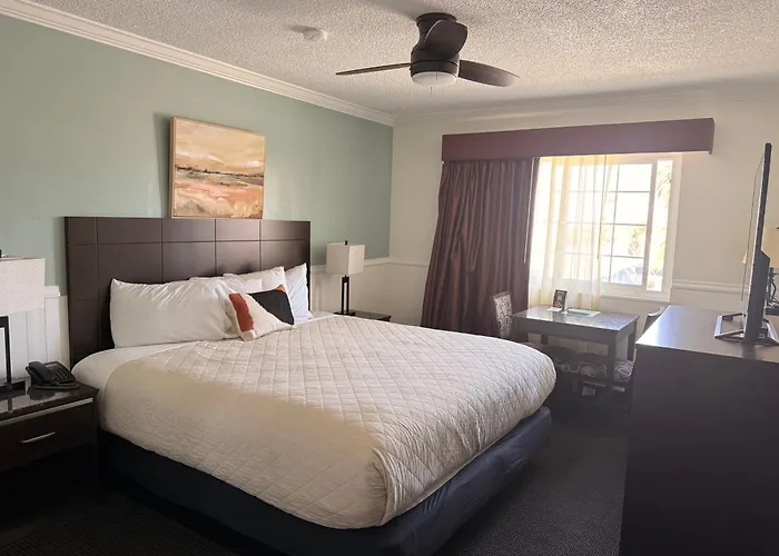 Morro Crest Inn
