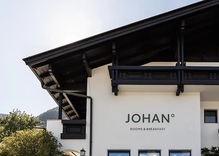 Johan - Rooms & Breakfast Merano